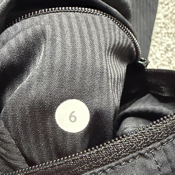 Lululemon dance studio mid rise cropped pant - Picture 3 of 3